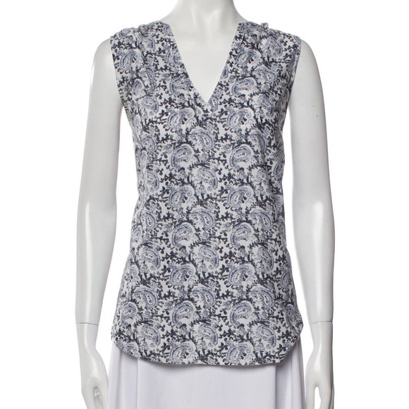 Xirena Isabel Floral Print Vneck Sleeveless Blouse blue white
Size M - Picture 10 of 10
